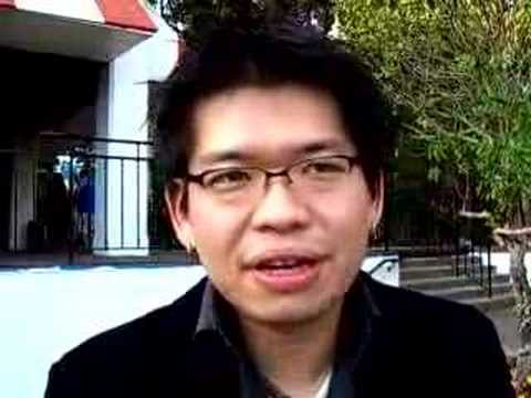 YouTube 공식 채널의 2006년 영상 A Message From Chad and Steve 현재 썸네일
